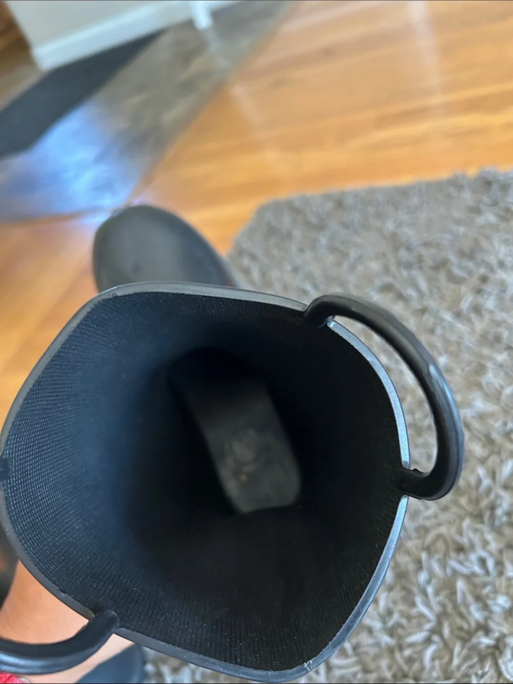 Kids Unisex Black Rain Boots with Easy Pull Handles Size 1